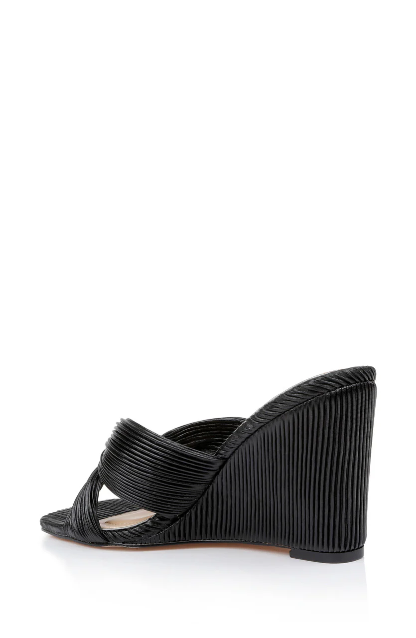 Hype Pleated Wedge Mule - Image 10